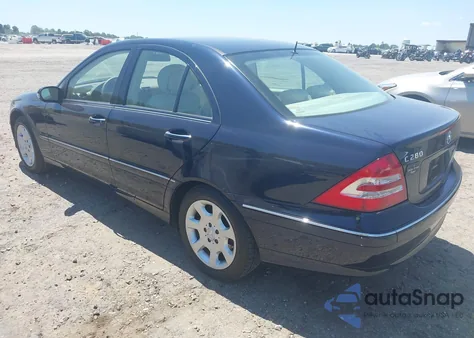 2006 Mercedes-Benz C 280 Luxury из США, поврежденный, VIN WDBRF54J76A869895